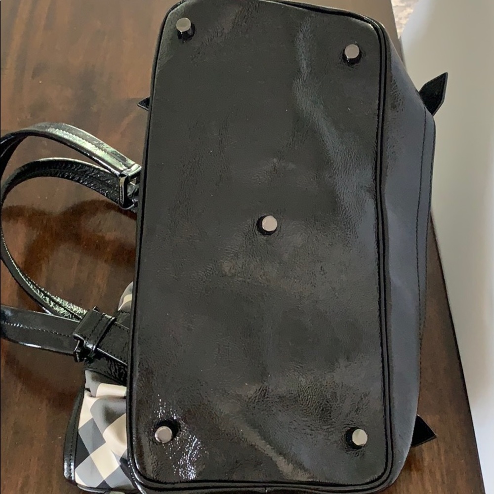 Authentic Burberry bag. - Picture 5 of 5